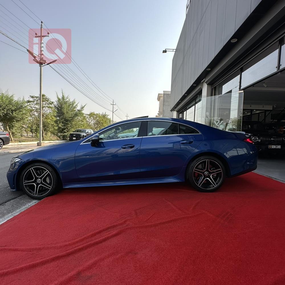 Mercedes-Benz CLS